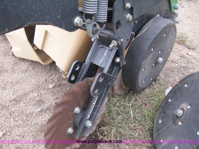 image for item AV9040 (6) Great Plains row units