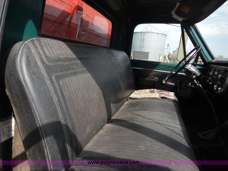 image for item B5847 1970 Chevrolet C50 grain truck