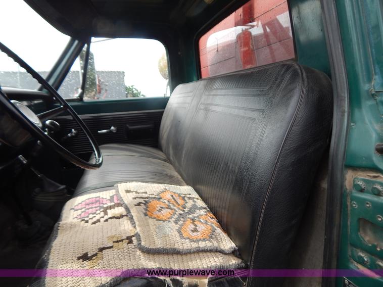 image for item B5847 1970 Chevrolet C50 grain truck