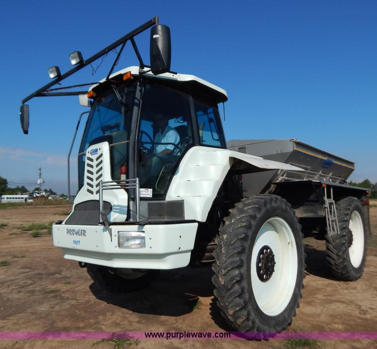 image for item B5885 2002 GVM Prowler 1149T dry fertilizer applicator