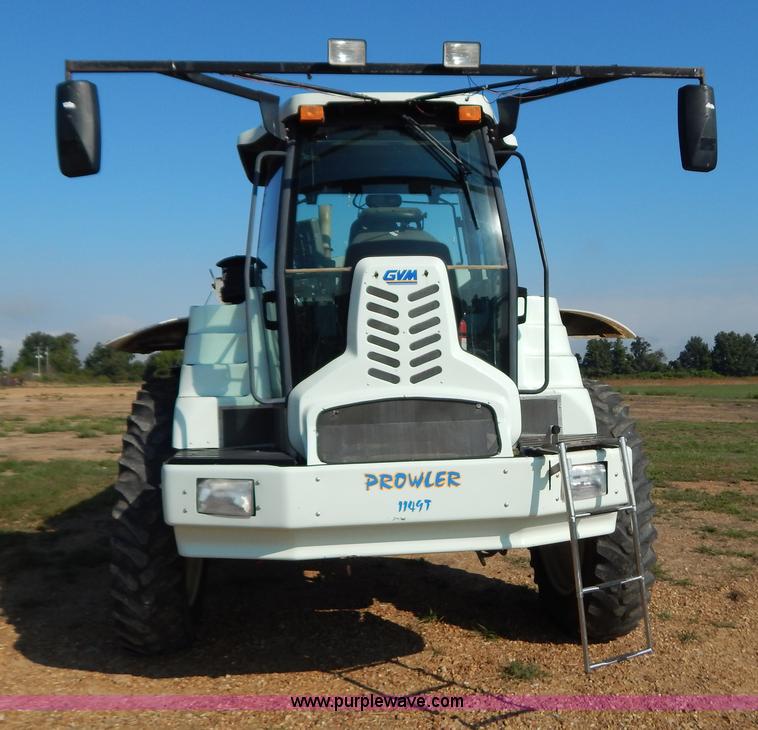 image for item B5885 2002 GVM Prowler 1149T dry fertilizer applicator