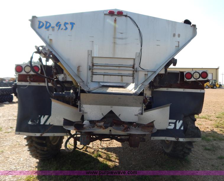 image for item B5885 2002 GVM Prowler 1149T dry fertilizer applicator