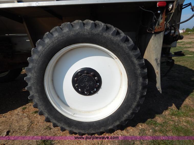 image for item B5885 2002 GVM Prowler 1149T dry fertilizer applicator