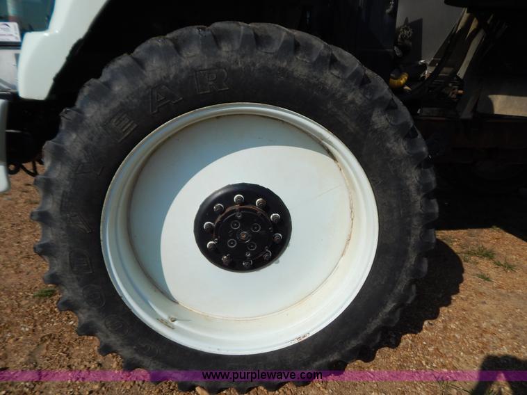 image for item B5885 2002 GVM Prowler 1149T dry fertilizer applicator