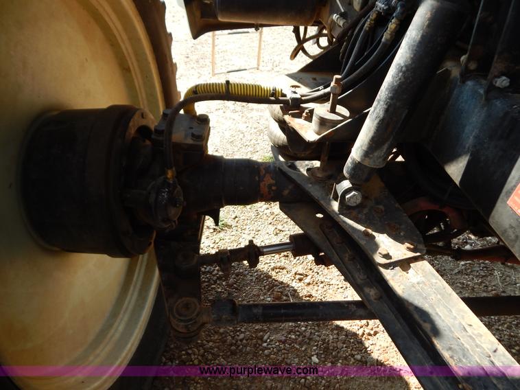 image for item B5885 2002 GVM Prowler 1149T dry fertilizer applicator