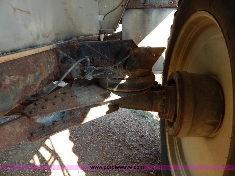 image for item B5885 2002 GVM Prowler 1149T dry fertilizer applicator