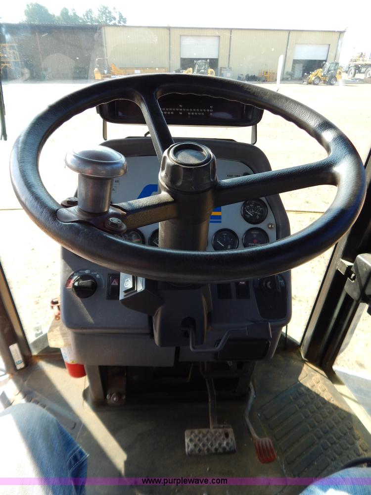 image for item B5885 2002 GVM Prowler 1149T dry fertilizer applicator