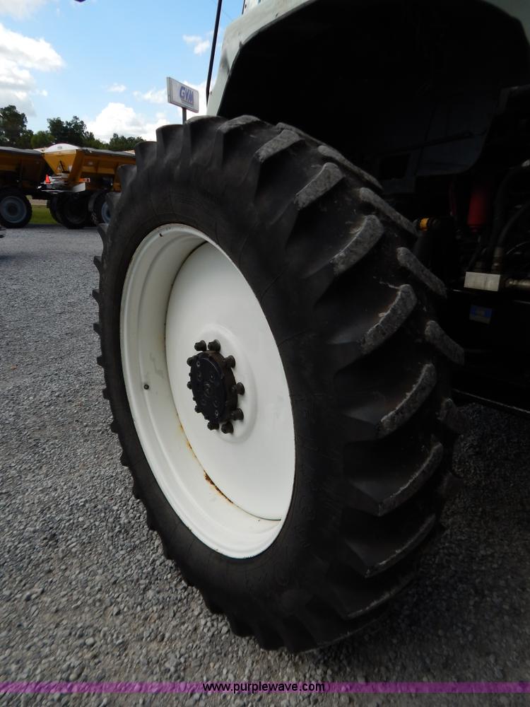 image for item B5886 2004 GVM Prowler 1149T dry fertilizer applicator