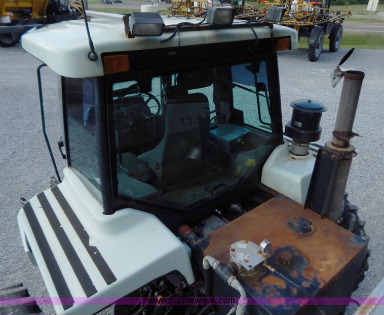 image for item B5886 2004 GVM Prowler 1149T dry fertilizer applicator