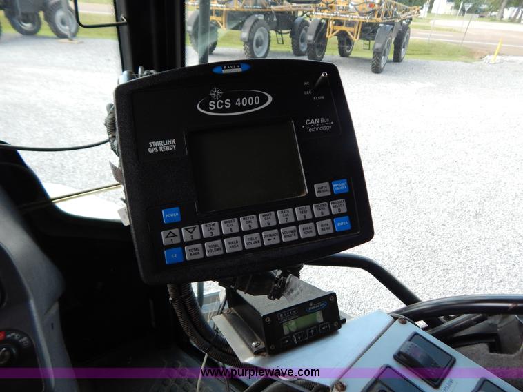 image for item B5886 2004 GVM Prowler 1149T dry fertilizer applicator