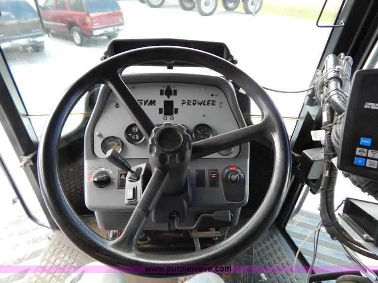 image for item B5886 2004 GVM Prowler 1149T dry fertilizer applicator