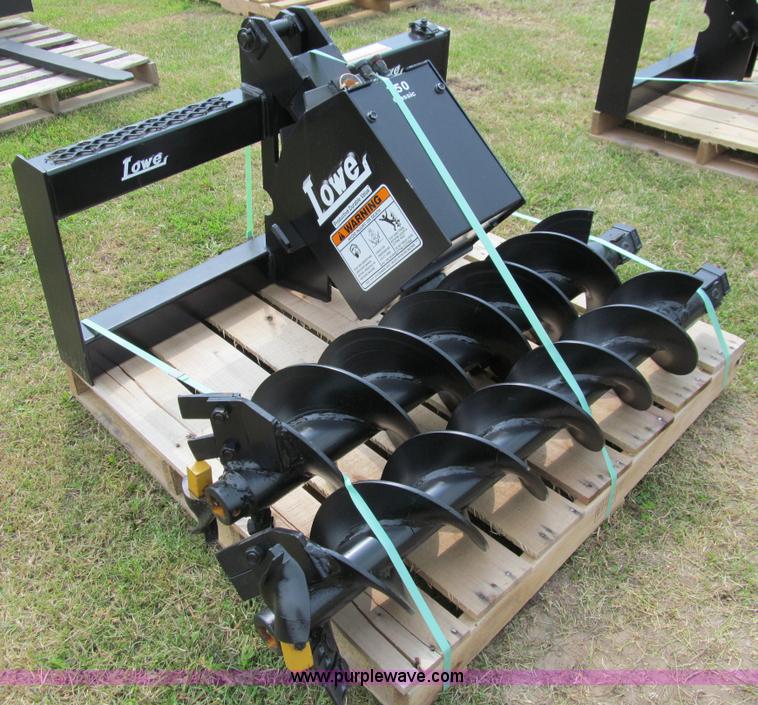 image for item C1457 Lowe 750CH hydraulic auger attachment