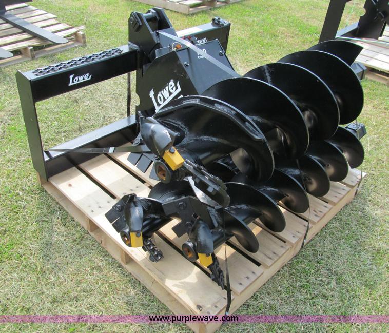 image for item C1458 Lowe 750CH hydraulic auger attachment