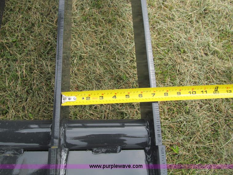 image for item C1459 Stout XHD84 brush grapple attachment