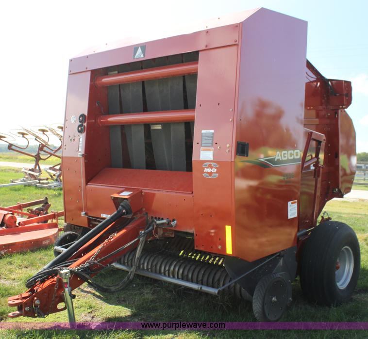 image for item G4222 2007 AGCO Hesston 5556 round baler