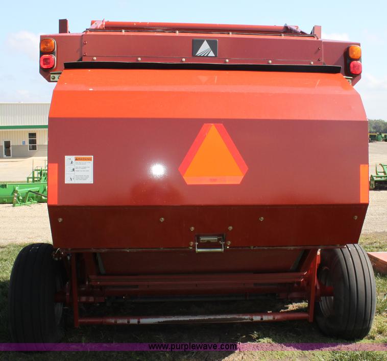 image for item G4222 2007 AGCO Hesston 5556 round baler
