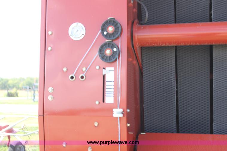 image for item G4222 2007 AGCO Hesston 5556 round baler