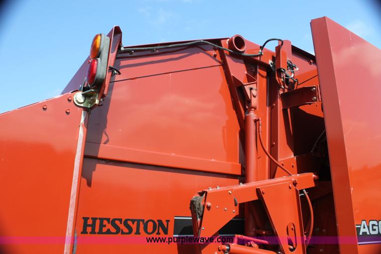 image for item G4222 2007 AGCO Hesston 5556 round baler