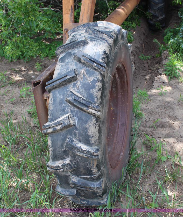 image for item G5135 T & L irrigation pivot