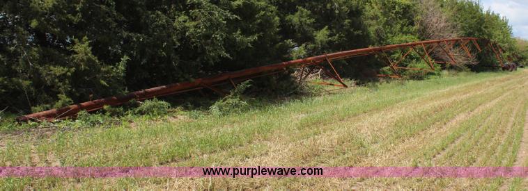 image for item G5135 T & L irrigation pivot