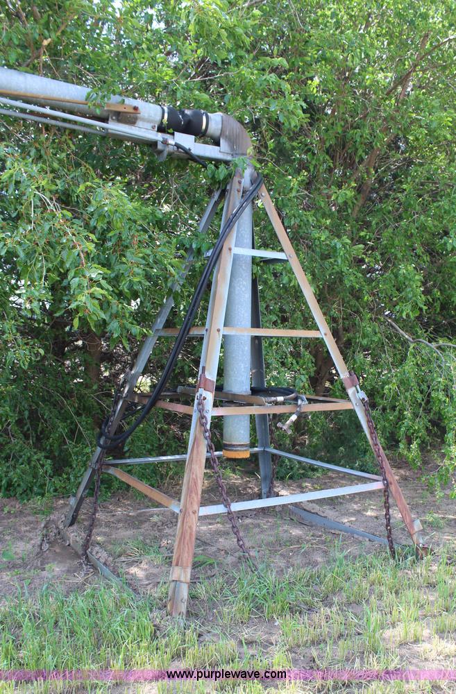 image for item G5135 T & L irrigation pivot