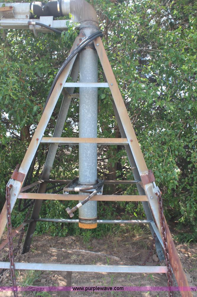 image for item G5135 T & L irrigation pivot