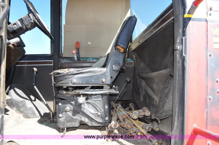 image for item G6171 1980 Versatile 555 4WD tractor