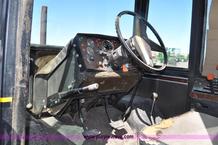 image for item G6171 1980 Versatile 555 4WD tractor