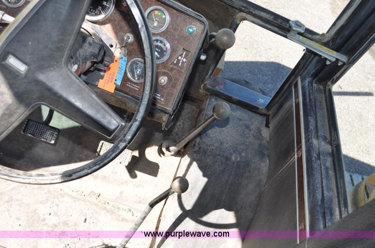 image for item G6171 1980 Versatile 555 4WD tractor