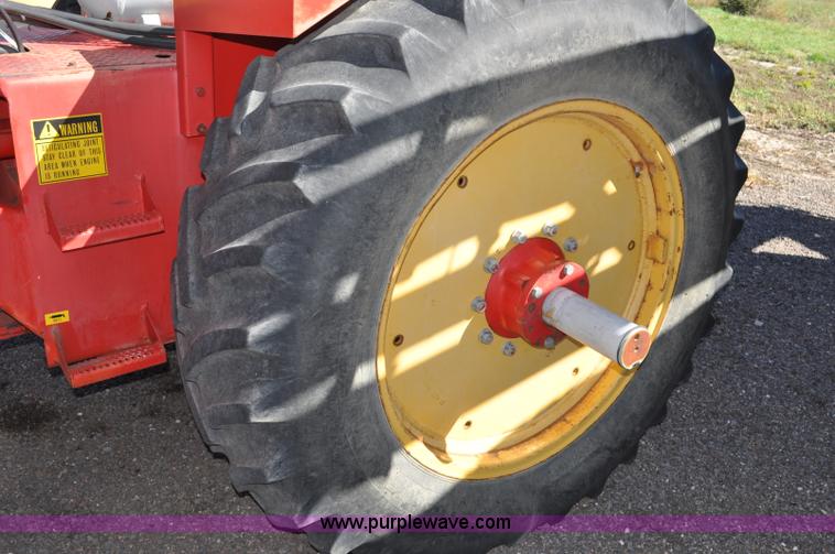 image for item G6171 1980 Versatile 555 4WD tractor
