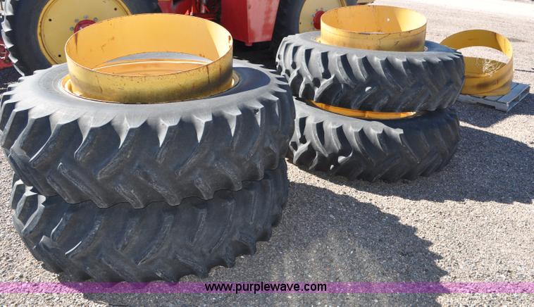 image for item G6171 1980 Versatile 555 4WD tractor