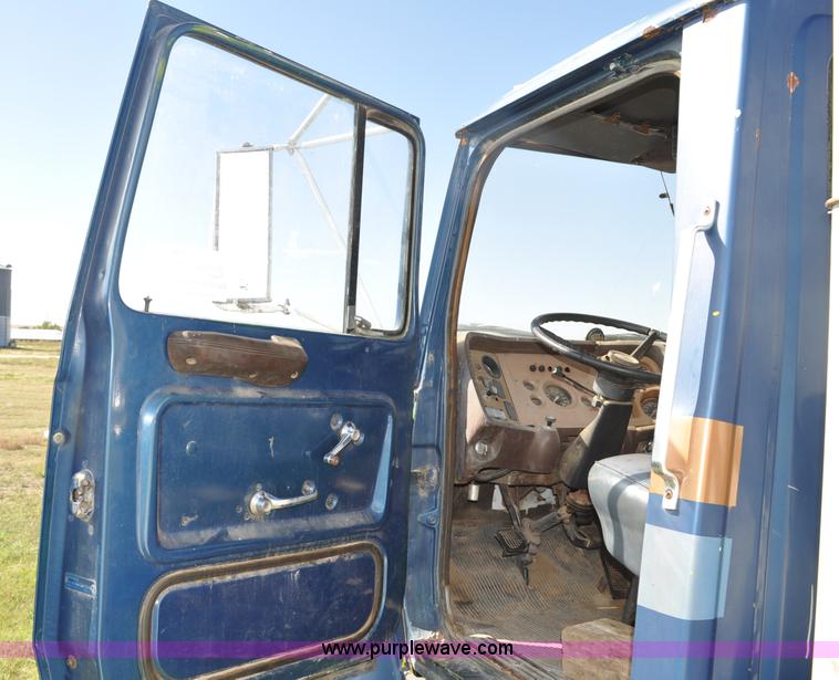 image for item G6172 1976 Ford 7000 fuel truck