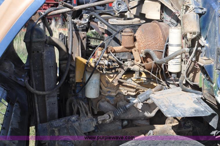 image for item G6172 1976 Ford 7000 fuel truck