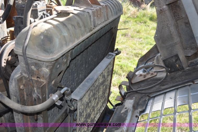 image for item G6172 1976 Ford 7000 fuel truck