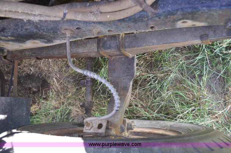 image for item G6172 1976 Ford 7000 fuel truck