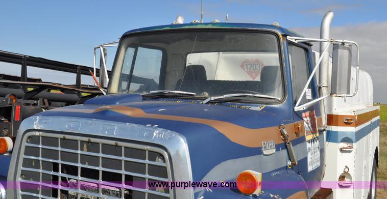 image for item G6172 1976 Ford 7000 fuel truck