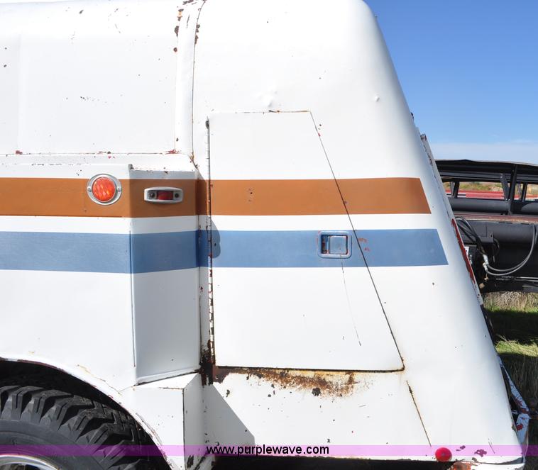 image for item G6172 1976 Ford 7000 fuel truck