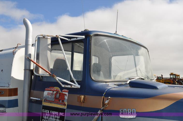 image for item G6172 1976 Ford 7000 fuel truck