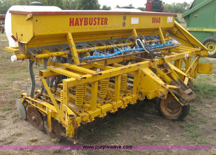 image for item H6257 HayBuster 1068 no-till drill