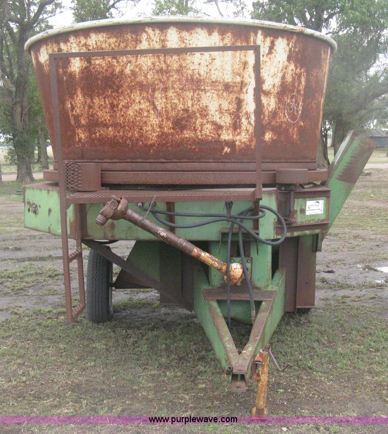 image for item H6259 Shop built tub grinder