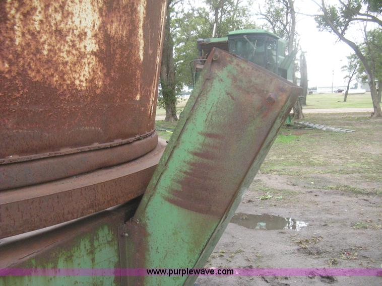 image for item H6259 Shop built tub grinder