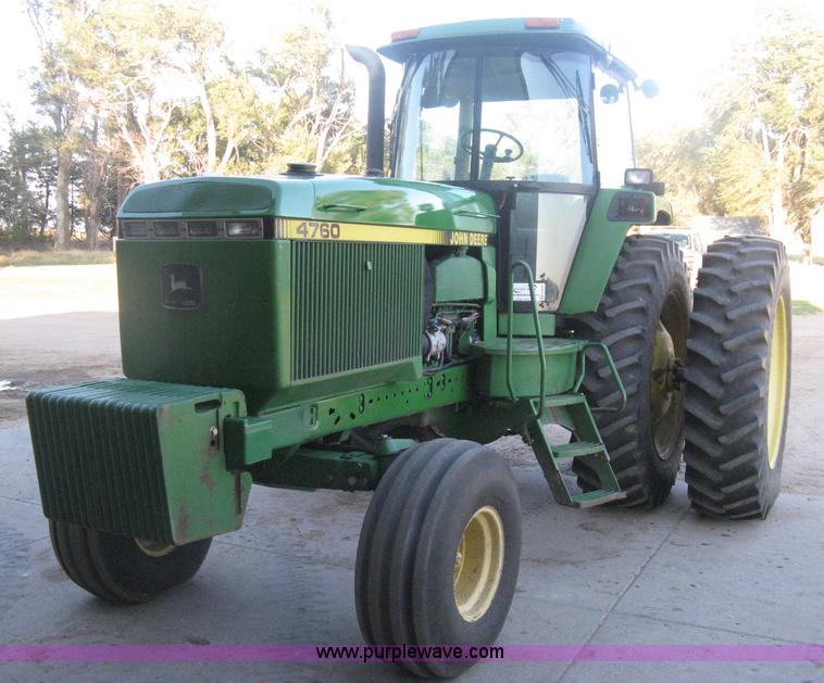 image for item H6283 1992 John Deere 4760 tractor