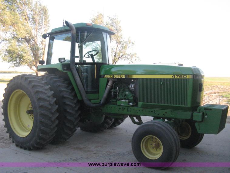 image for item H6283 1992 John Deere 4760 tractor