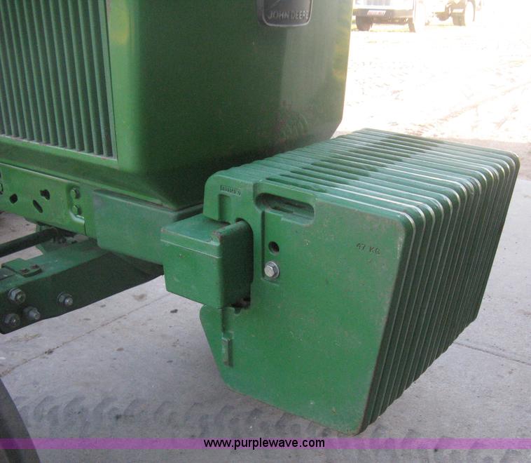 image for item H6283 1992 John Deere 4760 tractor