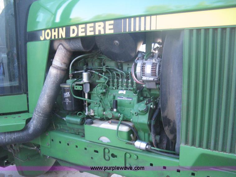 image for item H6283 1992 John Deere 4760 tractor