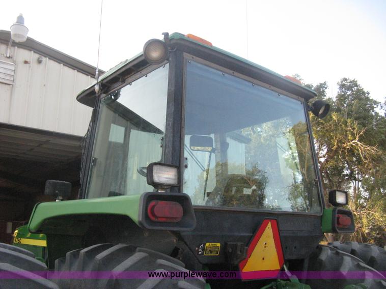 image for item H6283 1992 John Deere 4760 tractor