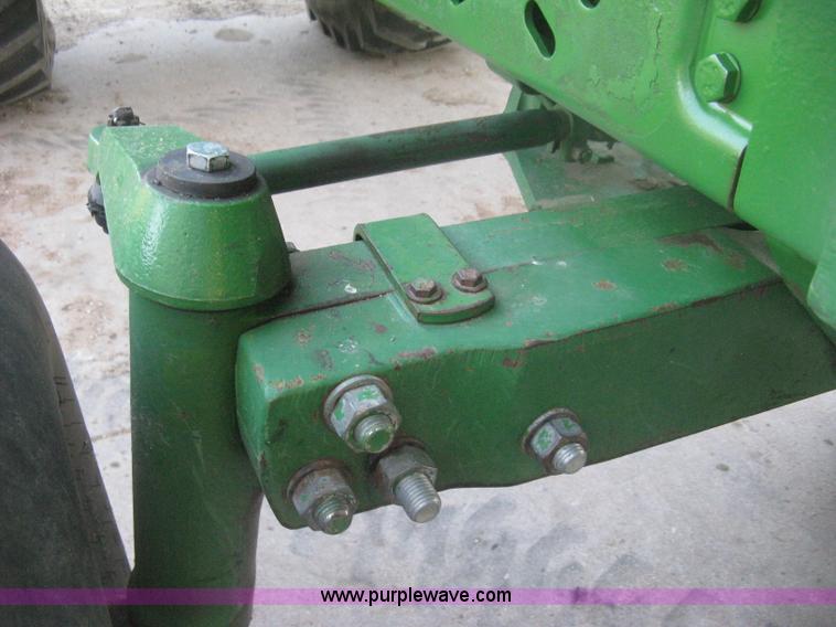 image for item H6283 1992 John Deere 4760 tractor