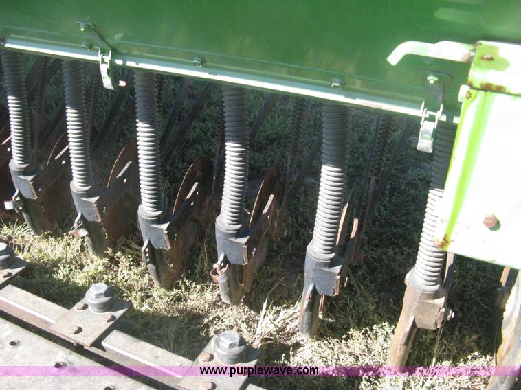 image for item H6284 (2) John Deere 8350 grain drills