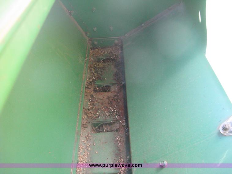 image for item H6284 (2) John Deere 8350 grain drills