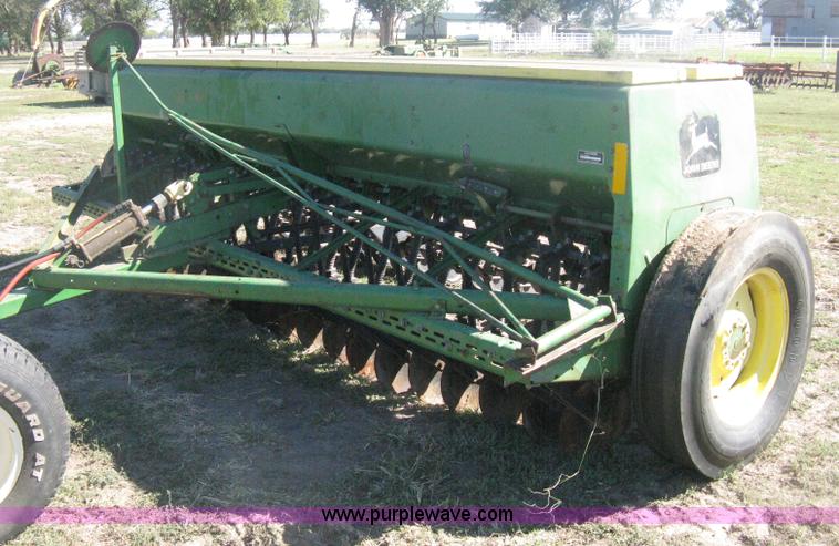 image for item H6284 (2) John Deere 8350 grain drills